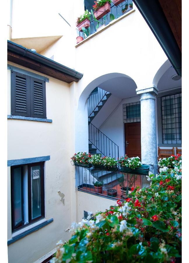 Academy Industrial Chic Apartment แบร์กาโม ภายนอก รูปภาพ