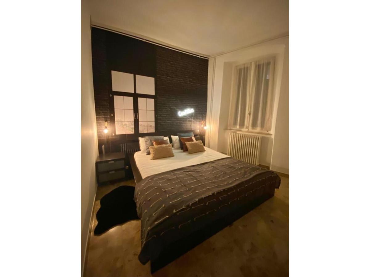 Academy Industrial Chic Apartment แบร์กาโม ภายนอก รูปภาพ