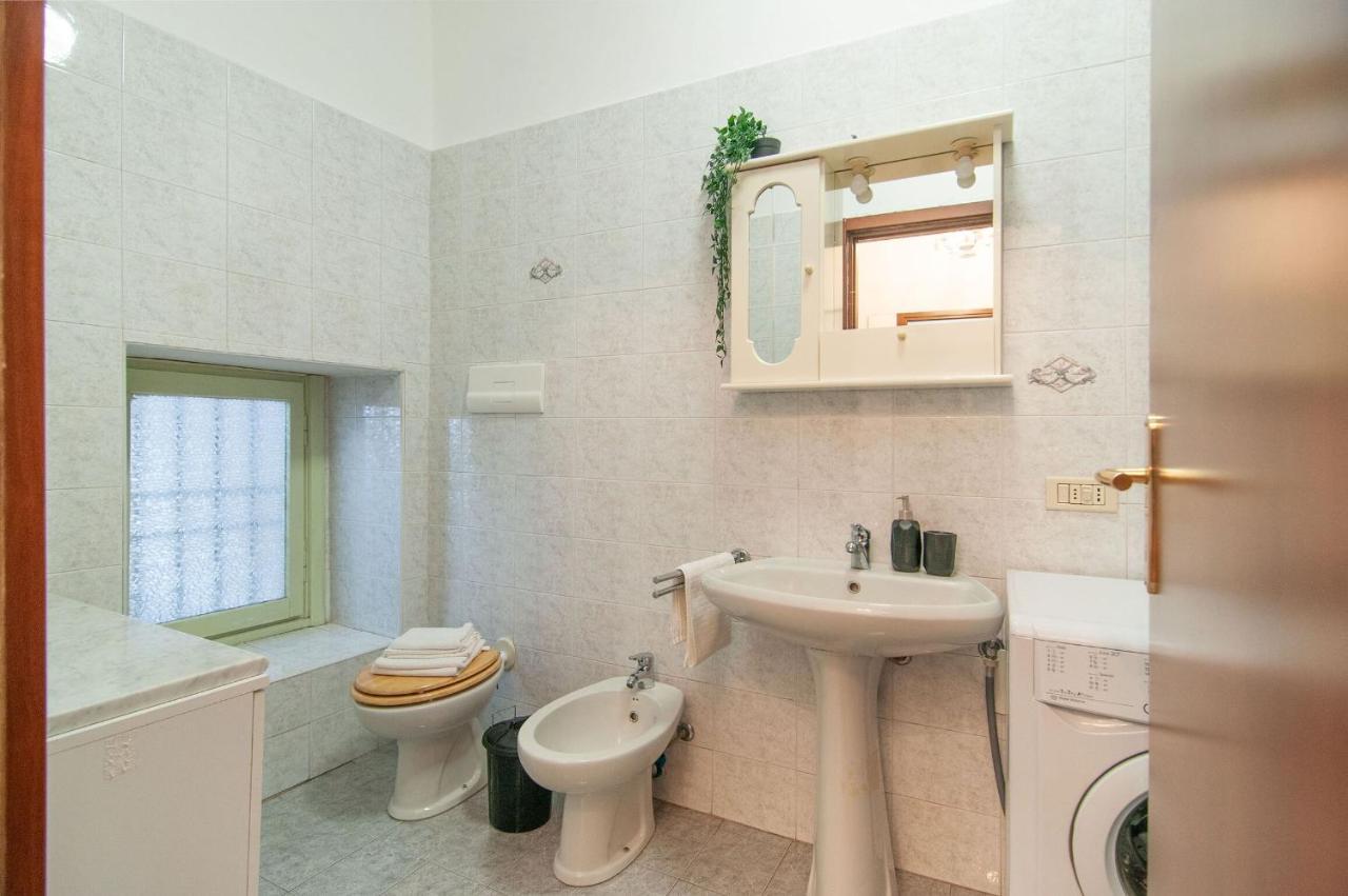 Academy Industrial Chic Apartment แบร์กาโม ภายนอก รูปภาพ