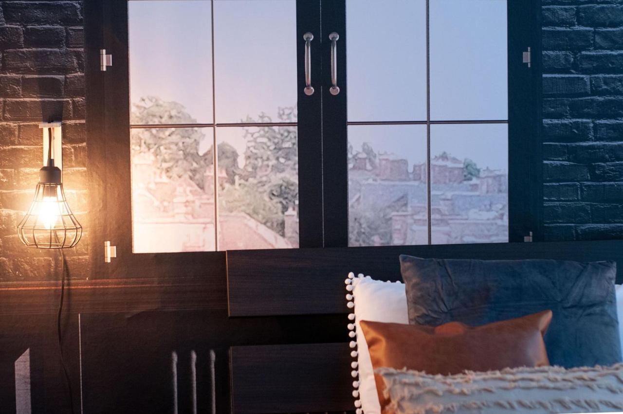 Academy Industrial Chic Apartment แบร์กาโม ภายนอก รูปภาพ